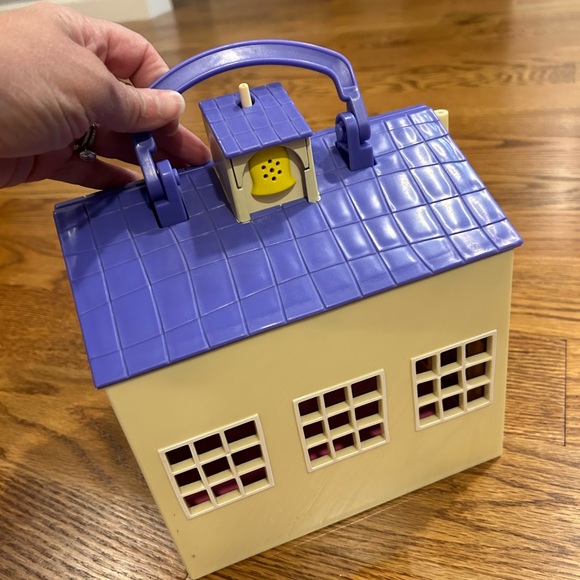 Peppa schoolhouse and figures - Picture 11 of 12